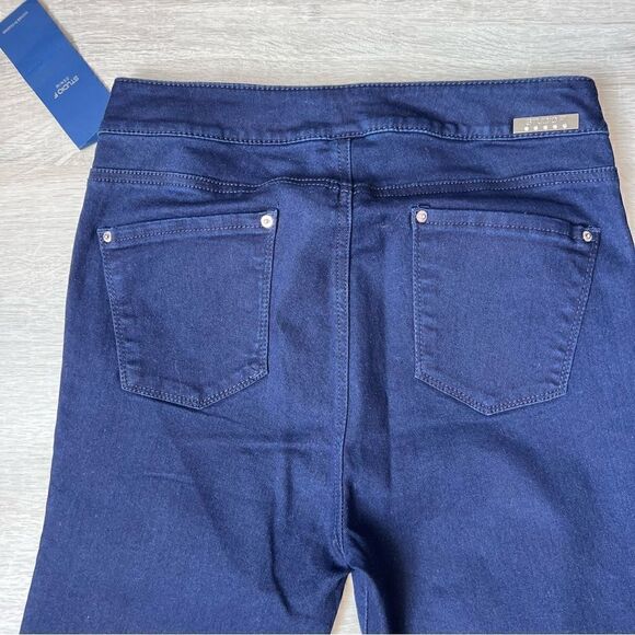 STUDIO F Colombian butt lifting Button Skinny Jeans. Size 6 US - Picture 6 of 11